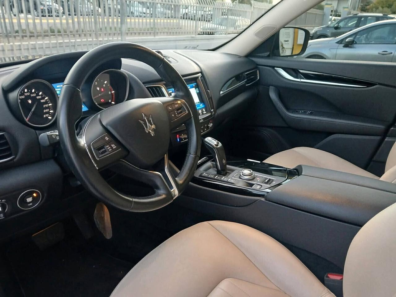 MASERATI Levante 3.0 V6 Diesel 250cv AWD
