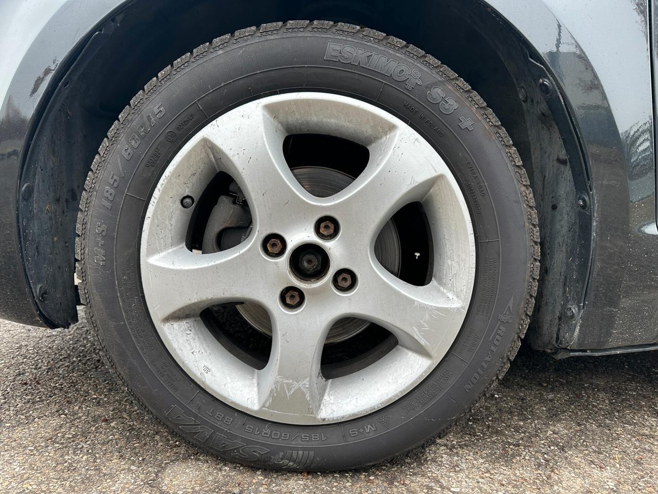 Suzuki Swift 1.3 DDiS 3p. GL