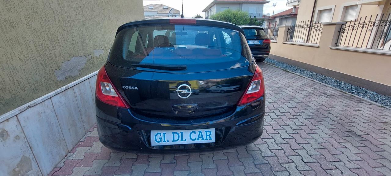 CORSA 1,2 GPL DI SERIE SCADENZA 2029 AUX LEGA MOTORE IMPECCABILE X NEOPATENTATI
