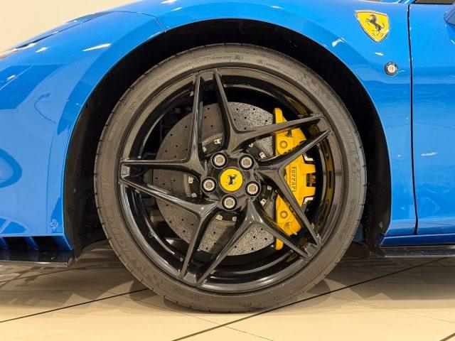 FERRARI F8 Tributo