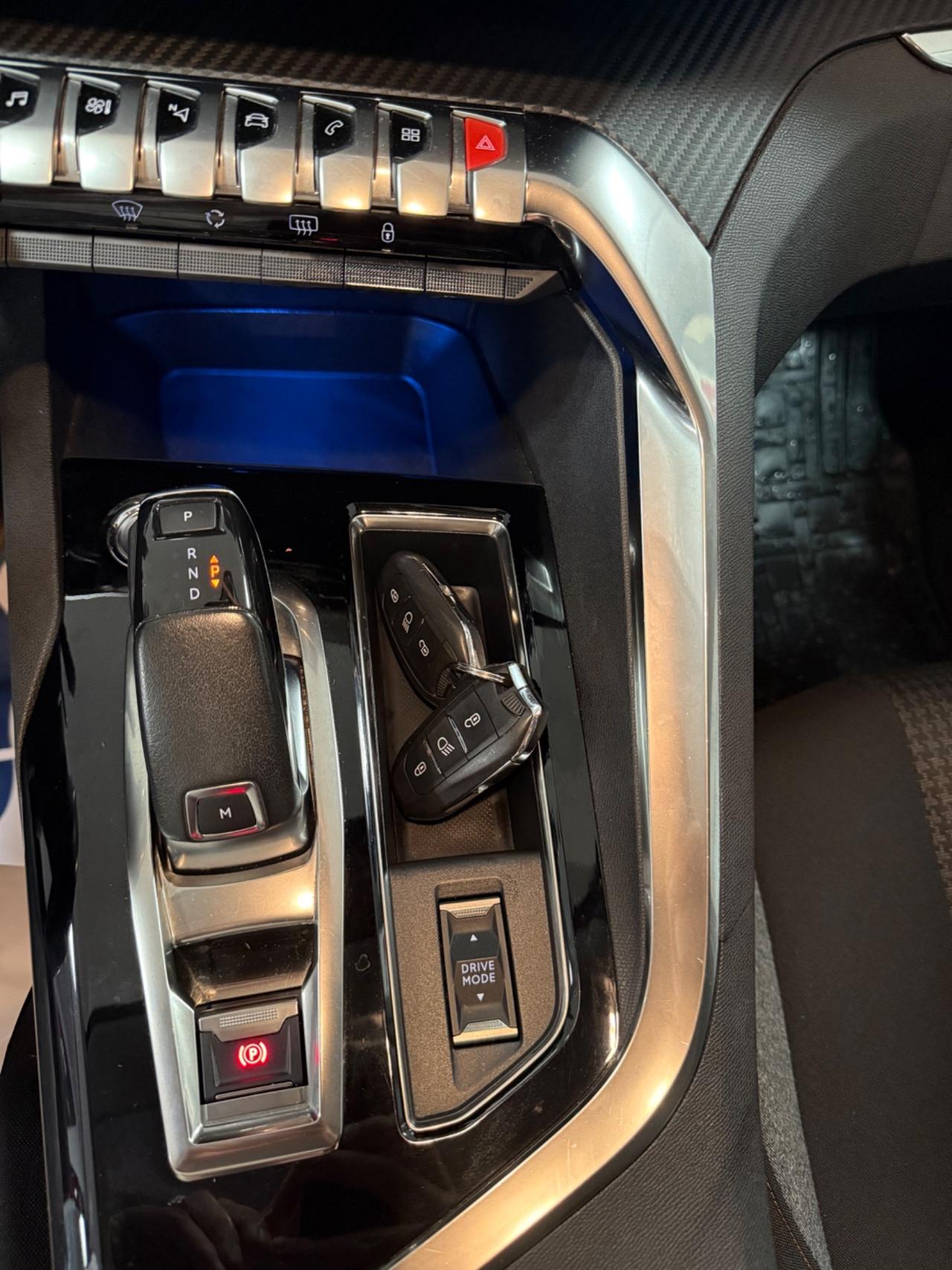 Peugeot 3008 BlueHDi 130 S&S EAT8 Allure