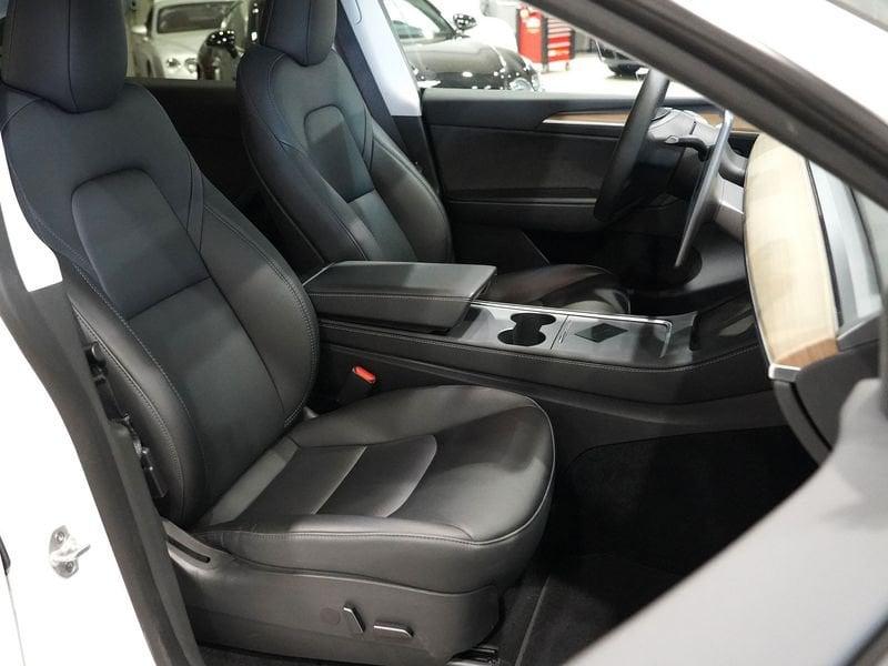 Tesla Model Y Model Y Single Motor rwd