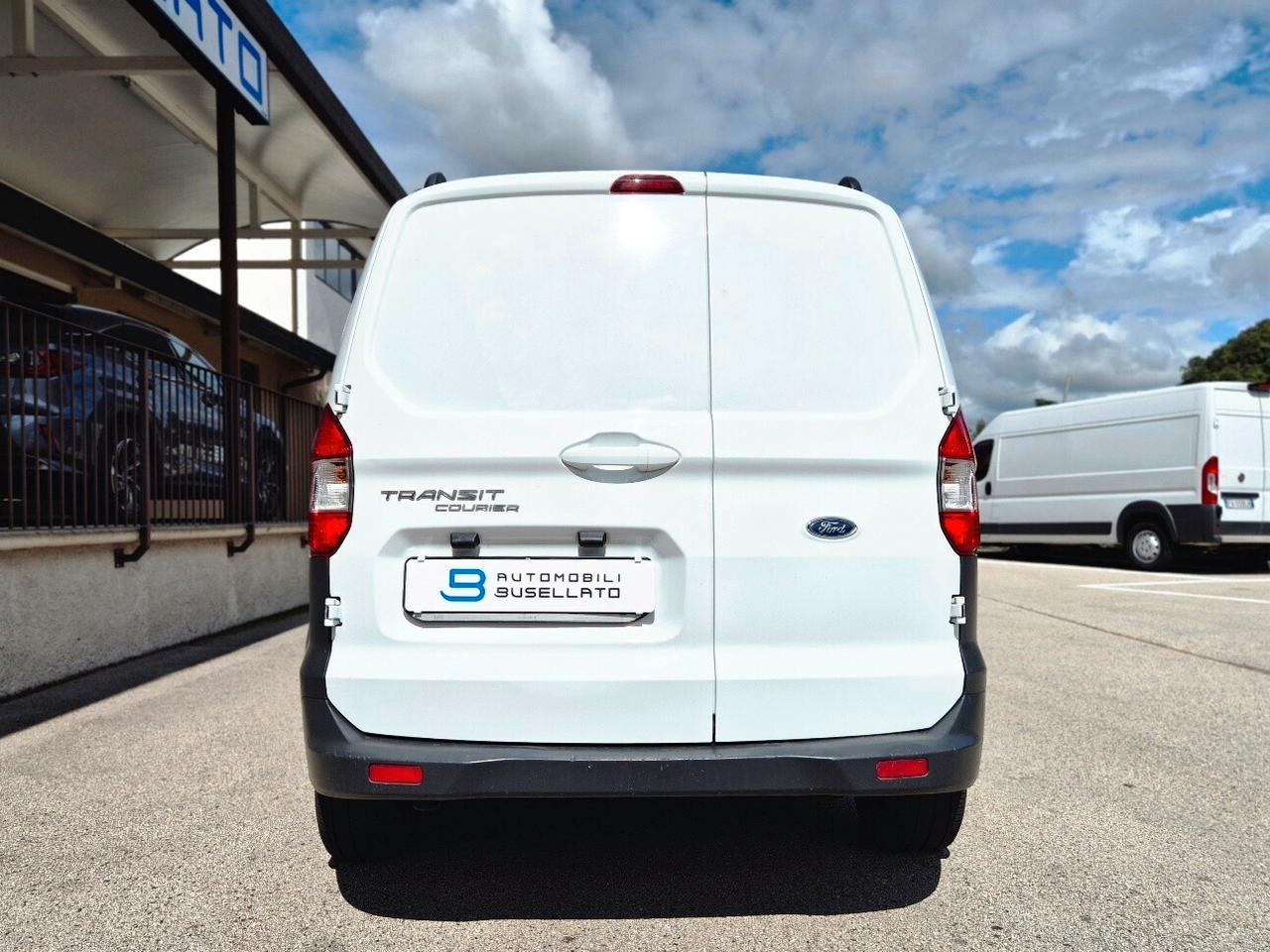 Ford Transit Courier 1.5 TDCi 75CV Van Entry