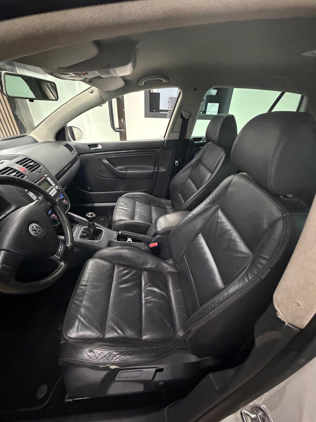 Volkswagen Golf 1.9 TDI DPF 5p. 5m. GT Sport