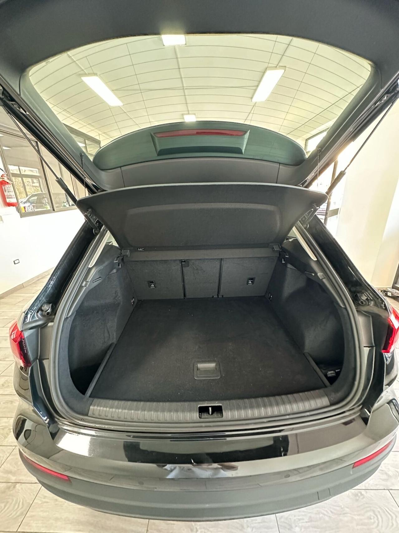 Audi Q3 35 2.0 TDI 150cv S tronic edition 2020
