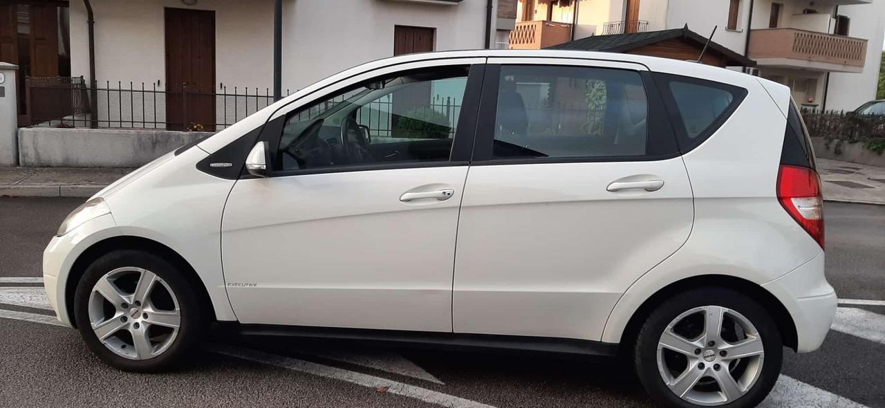 Mercedes-benz A 160 BlueEFFICIENCY Avantgarde