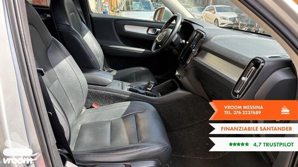 VOLVO XC40 (2017-->) XC40 D4 AWD Geartronic Mom...