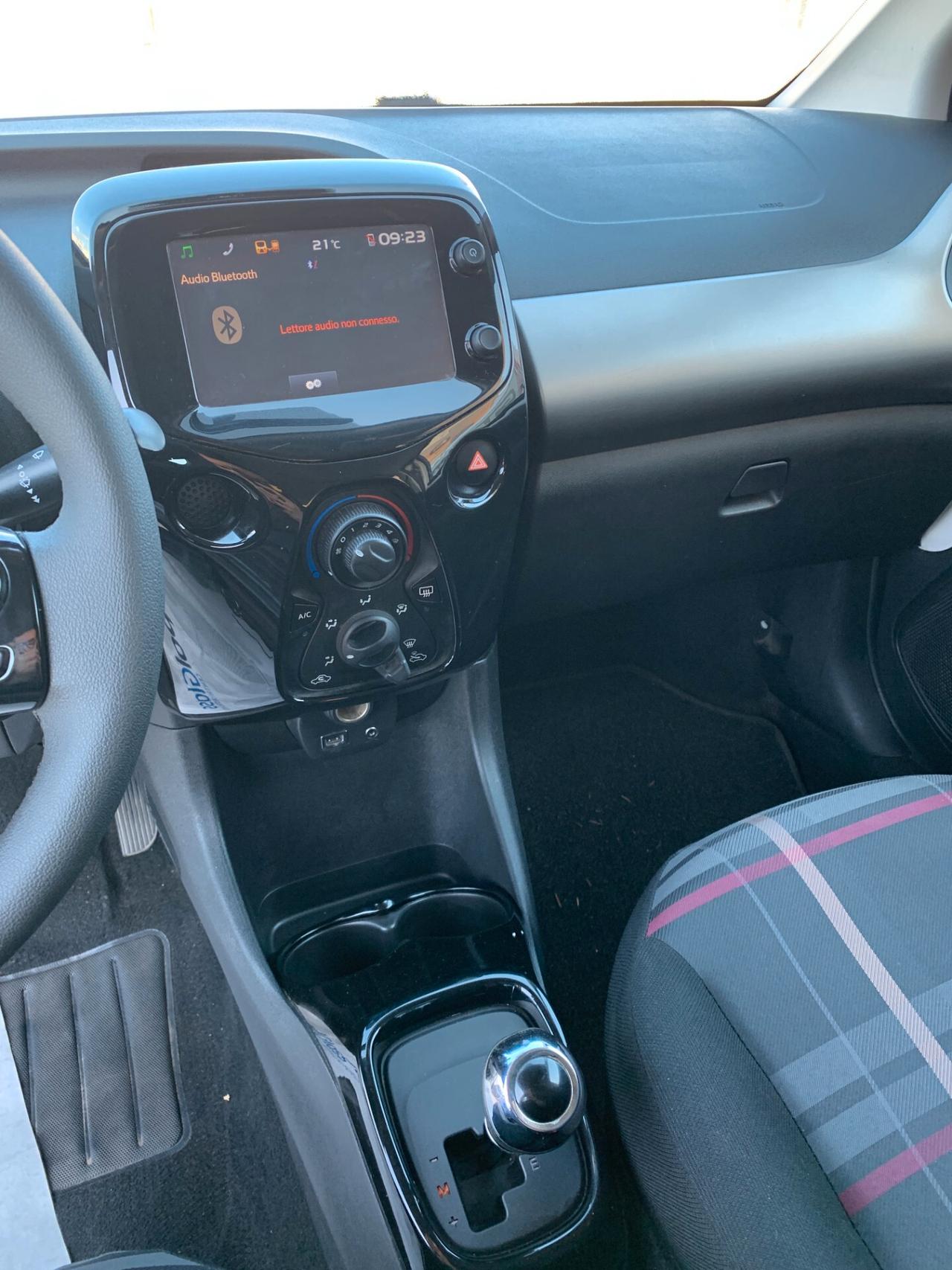 Peugeot 108 5P Allure AUTOMATICA