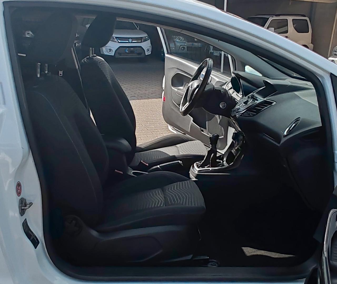 Ford Fiesta 1.6 TDCi 95CV 3 porte Individual