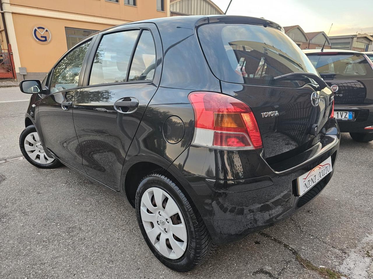 Toyota Yaris 1.0 69cv Now 5PT *Ok Neopatentati*Unipro*