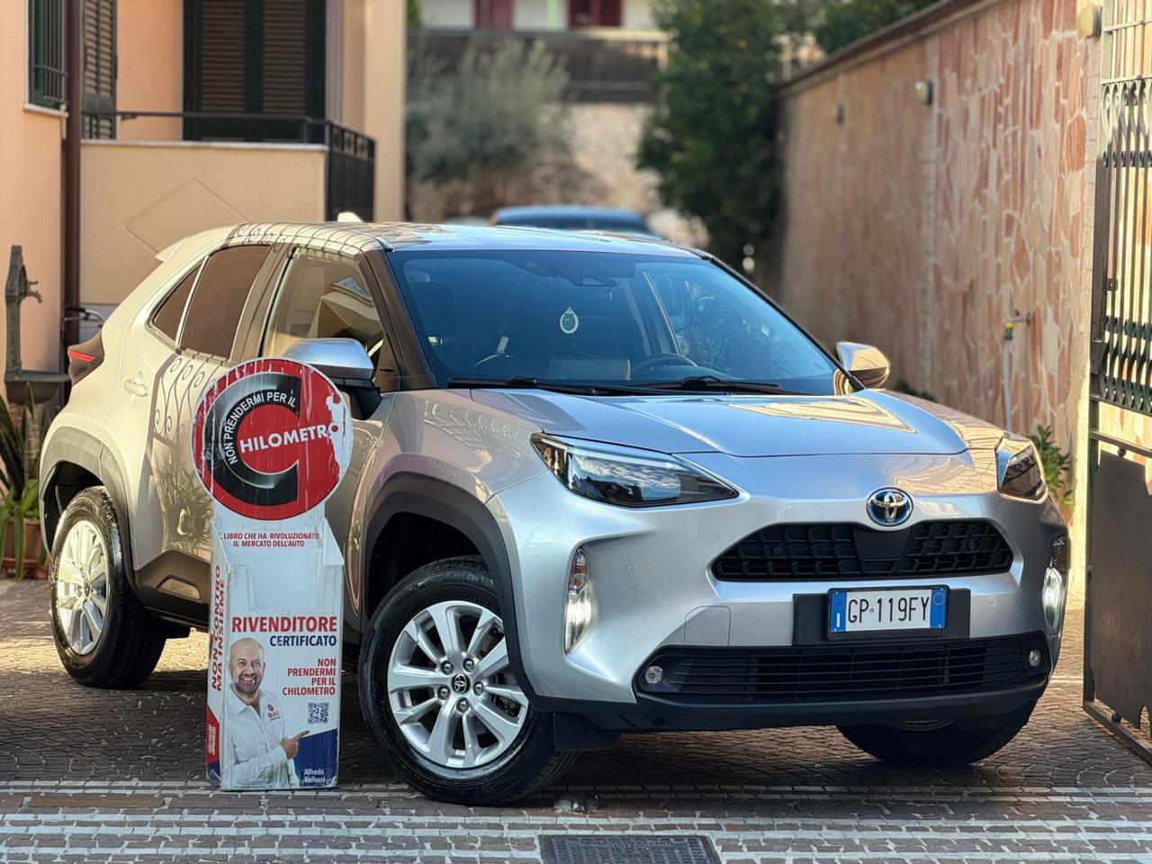 Toyota Yaris Cross 1.5 Hybrid E-CVT AWD Lounge
