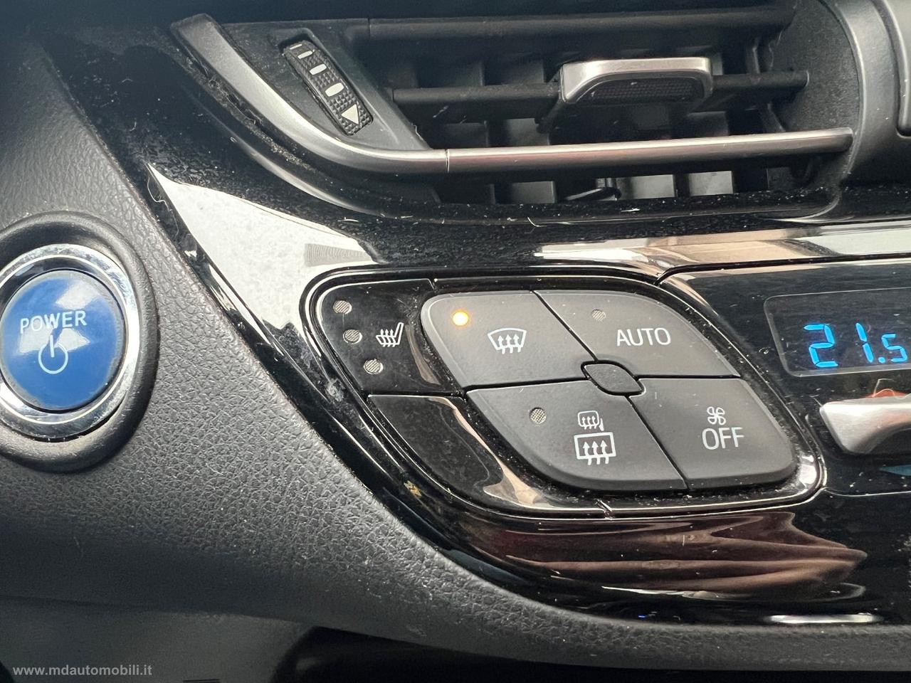 TOYOTA C-HR 1.8 Hybrid E-CVT Style NAVI CAMERA