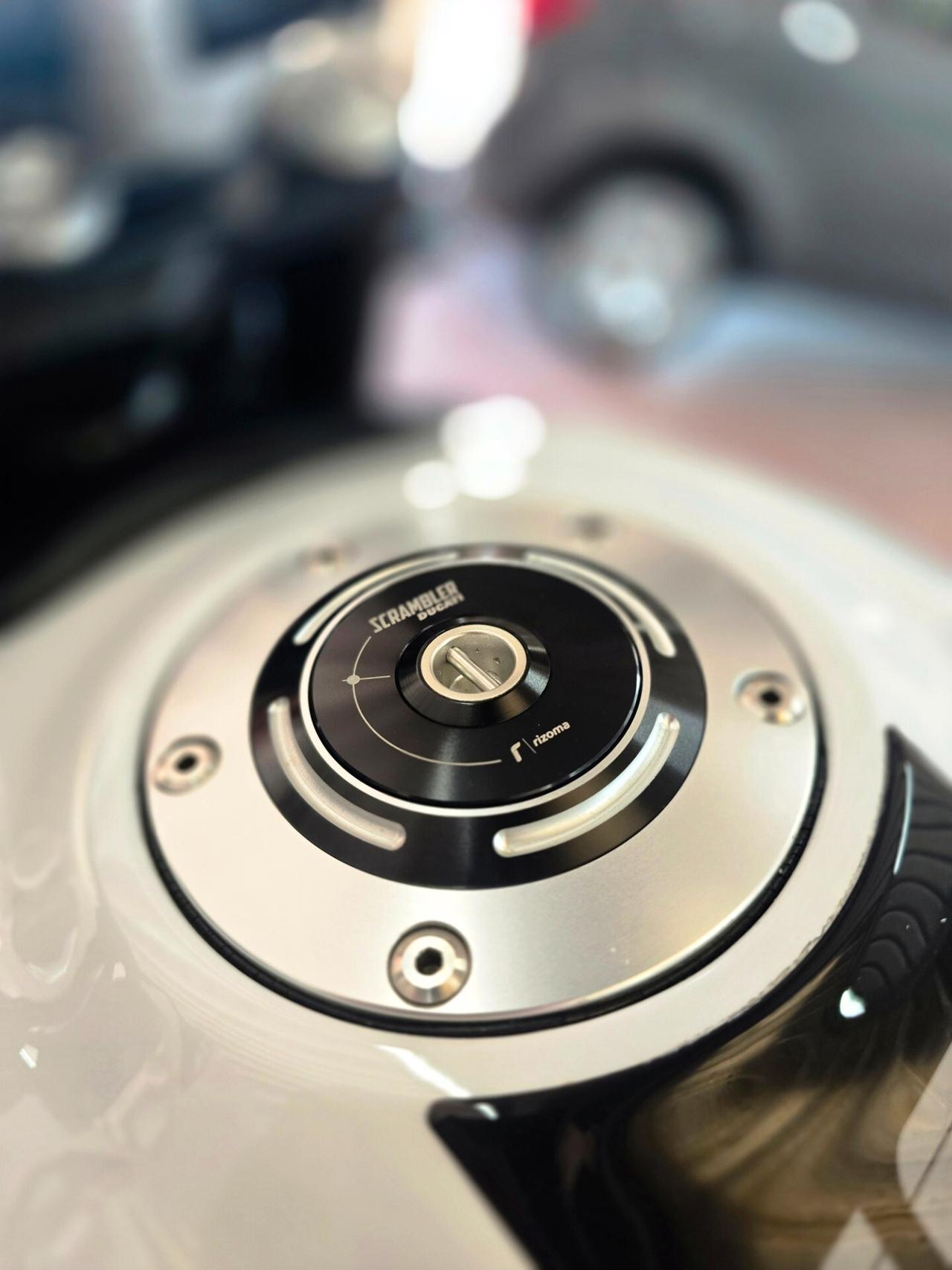 Ducati Scrambler URBAN MOTARD Nuova!