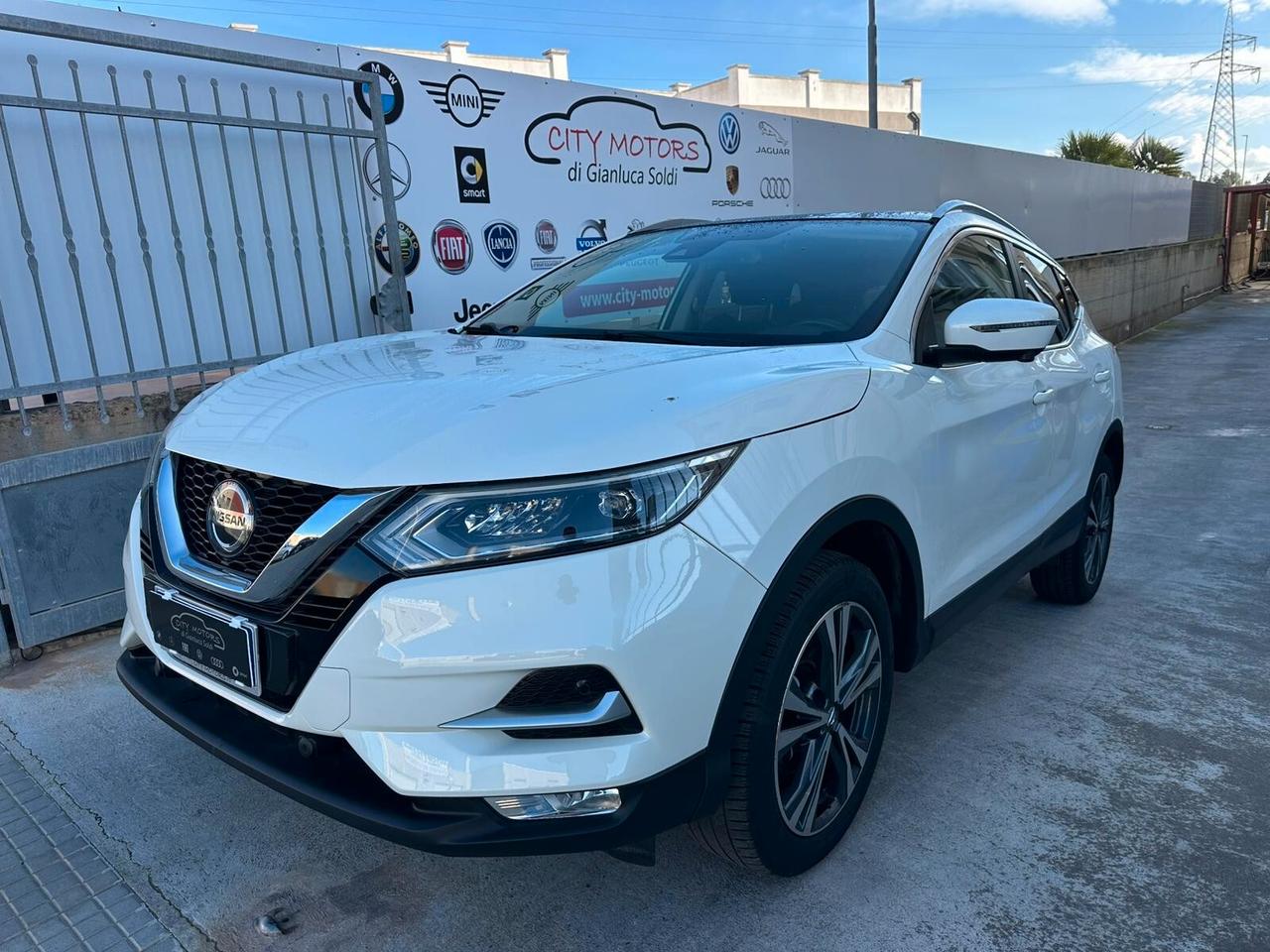 Nissan Qashqai 1.2 DIG-T N-Connecta