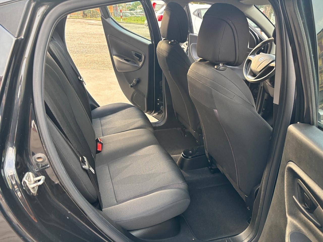 Lancia Ypsilon 1.0 FIREFLY Gold 03 -2021