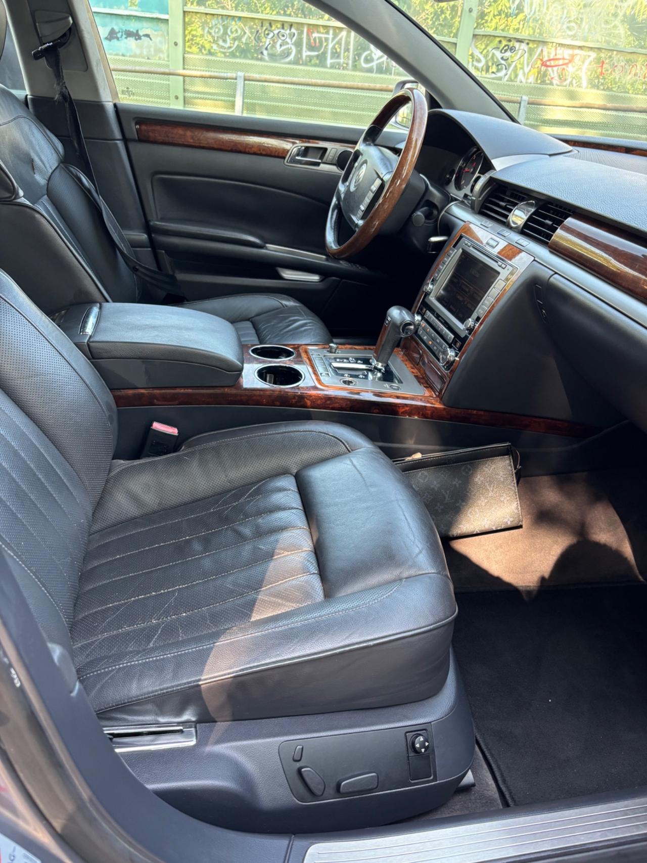 Volkswagen Phaeton Wolksvagen 3.0 V6