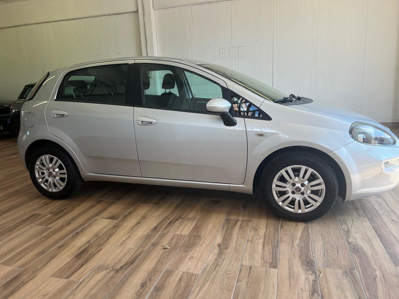 Fiat Punto 1.3 MJT II 75 CV 5 porte Lounge
