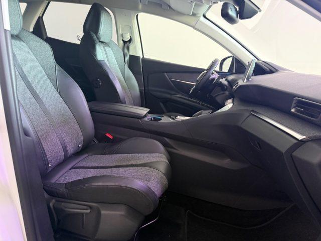 PEUGEOT 3008 PureTech Turbo 130 S&S Allure