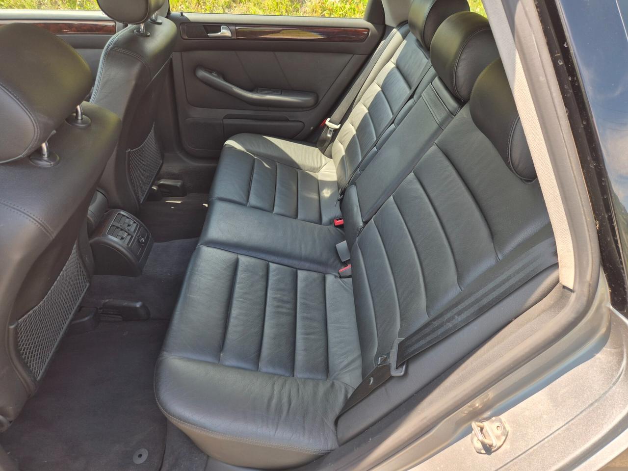 Audi A6 2.7 V6 turbo cat Avant quattro