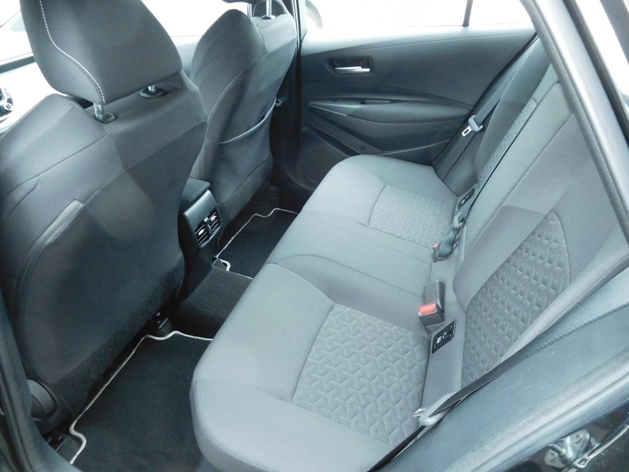 Toyota Corolla Touring Sports 1.8 Hybrid Business iva esposta