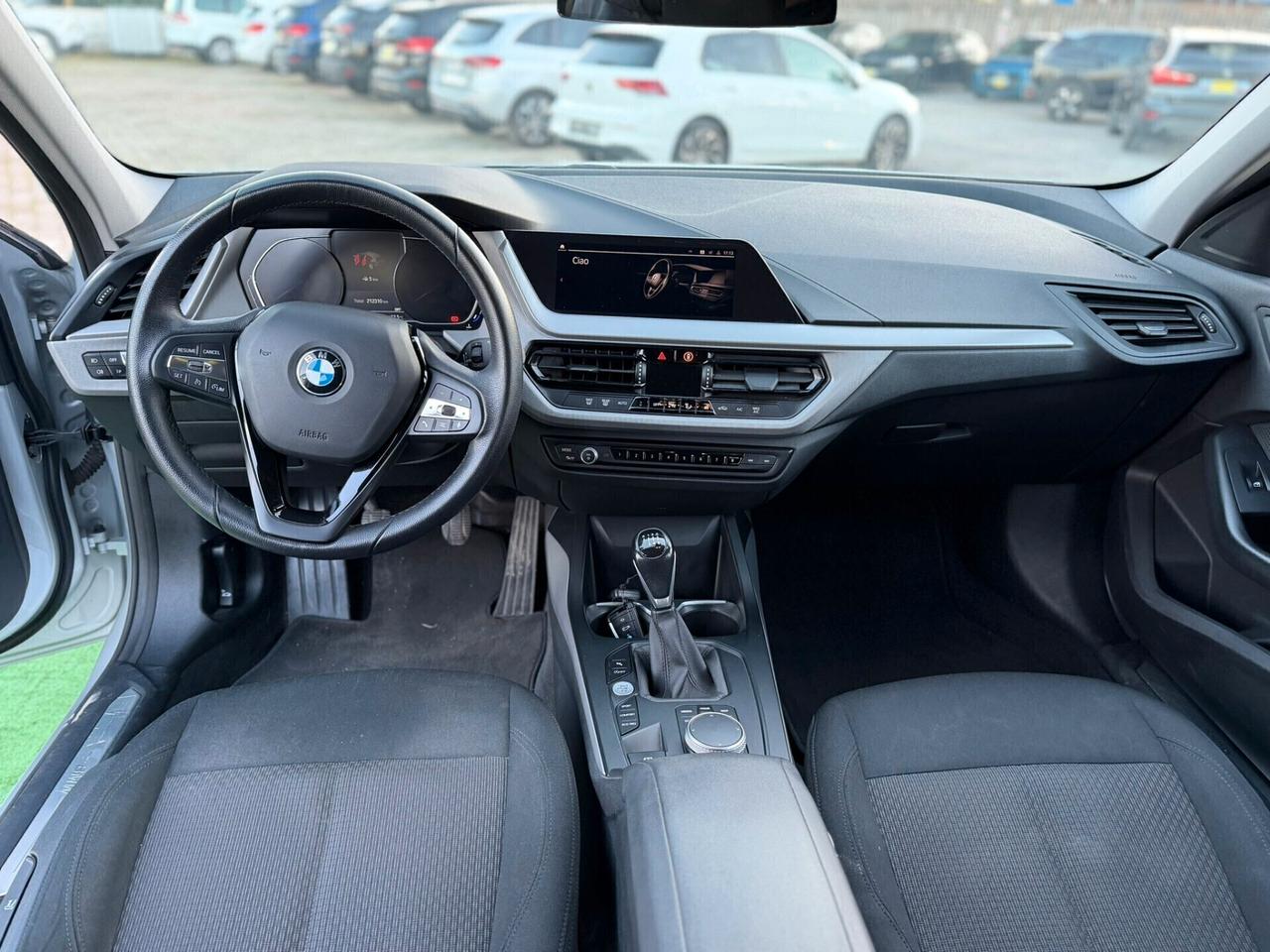 Bmw 116 116d 5p. Advantage