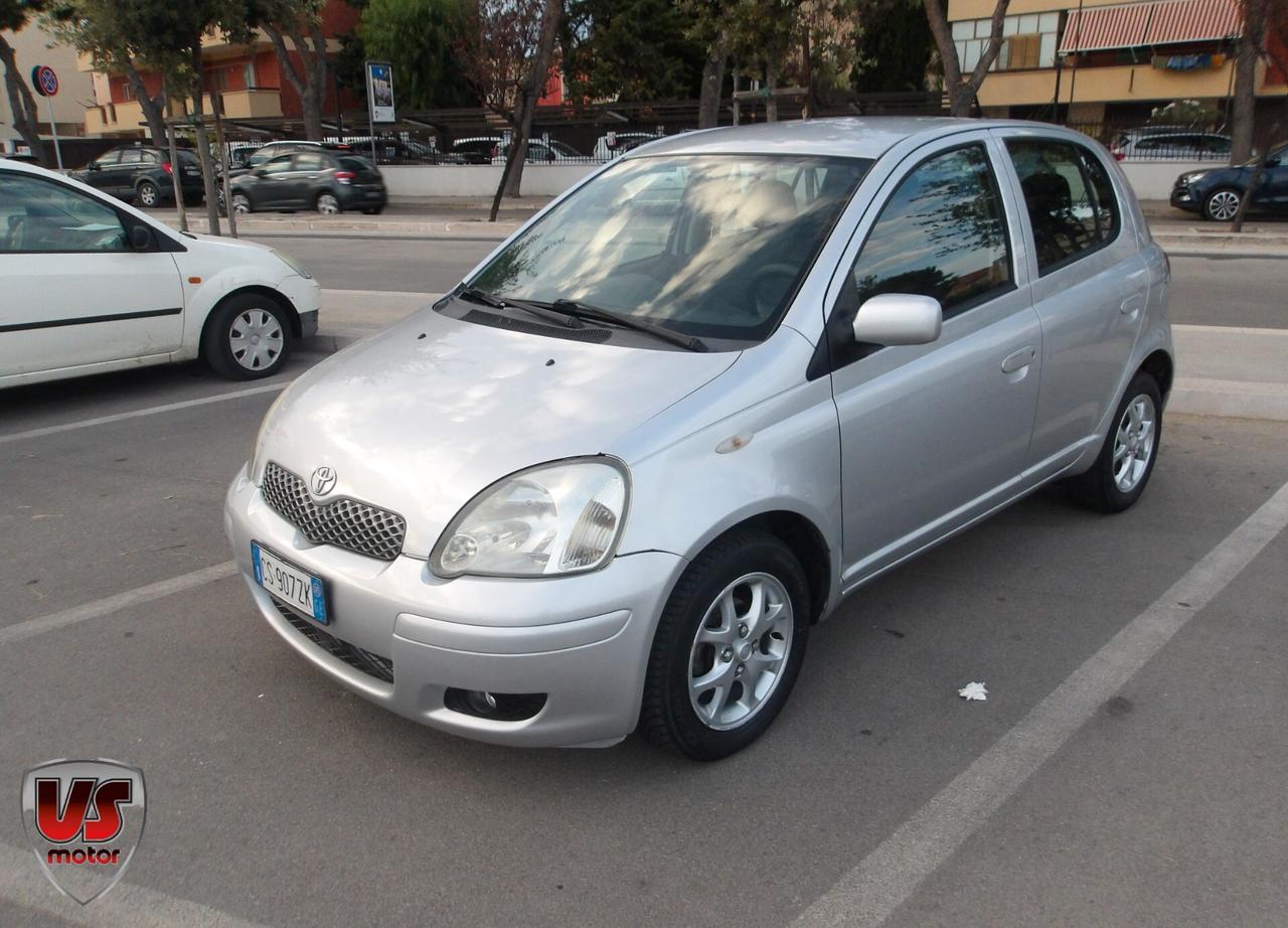 TOYOTA YARIS 1.3 BENZ-2005