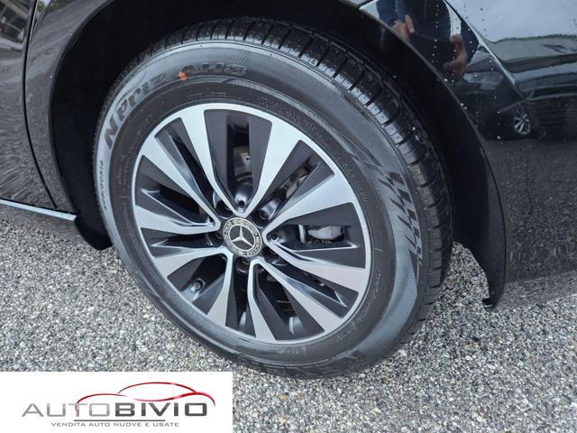 MERCEDES-BENZ A 200 d Automatic Business