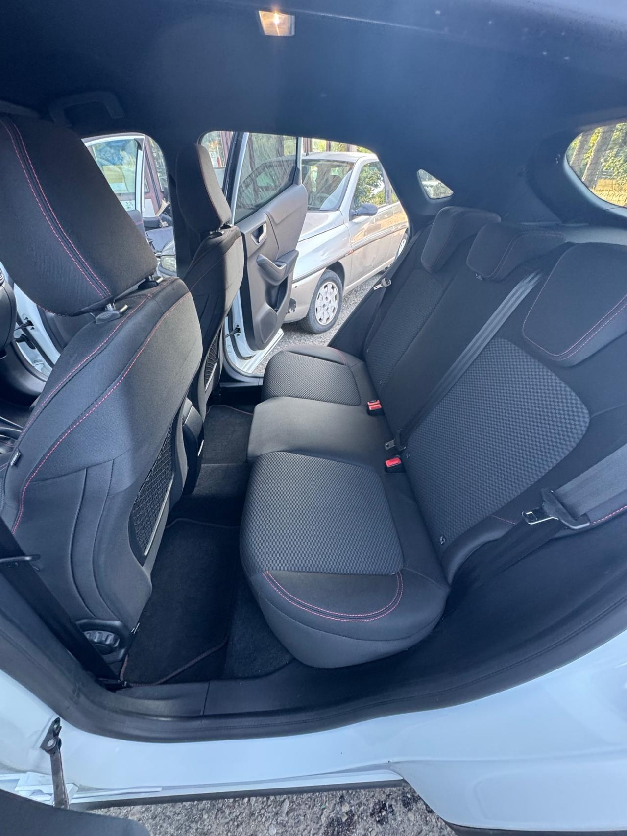 Ford Puma 1.0 EcoBoost Hybrid 125 CV S&S aut. ST-Line X Design