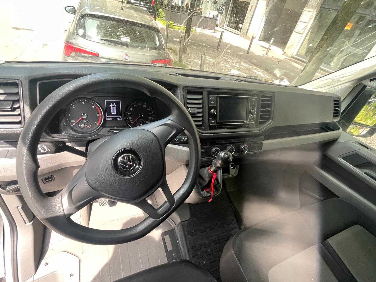VOLKSWAGEN CRAFTER