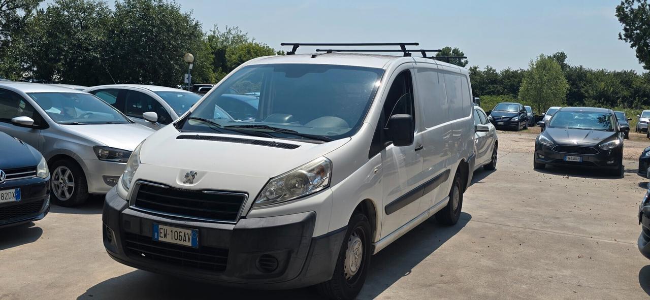 Peugeot Expert 2.0 Furgone pronto al lavoro