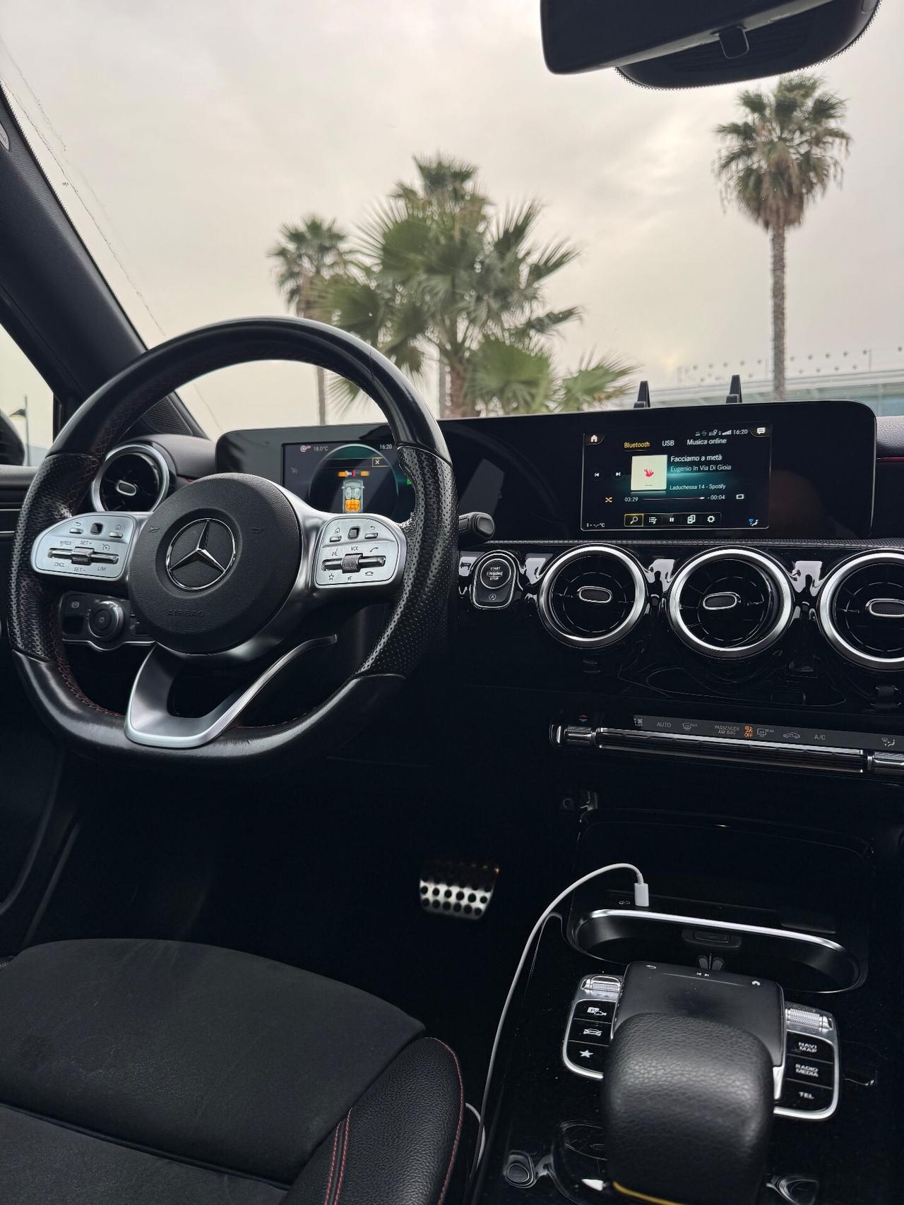 Mercedes-benz A 180 d Automatic Premium allestimento amg