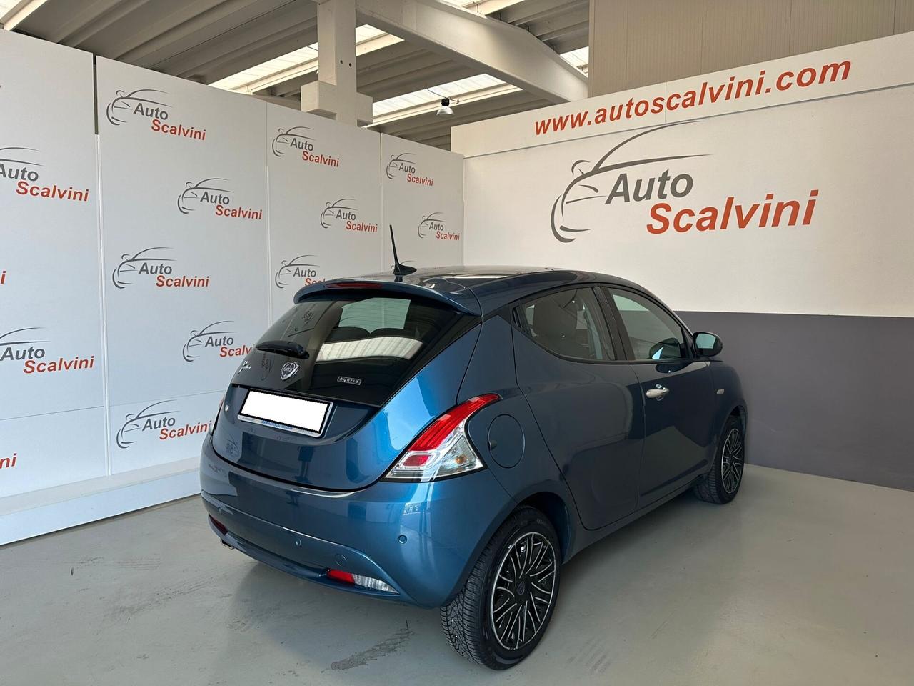 Lancia Ypsilon 1.0 FireFly 5 porte S&S Hybrid Gold