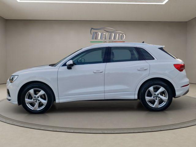 AUDI Q3 35 TDI S tronic Business Advanced