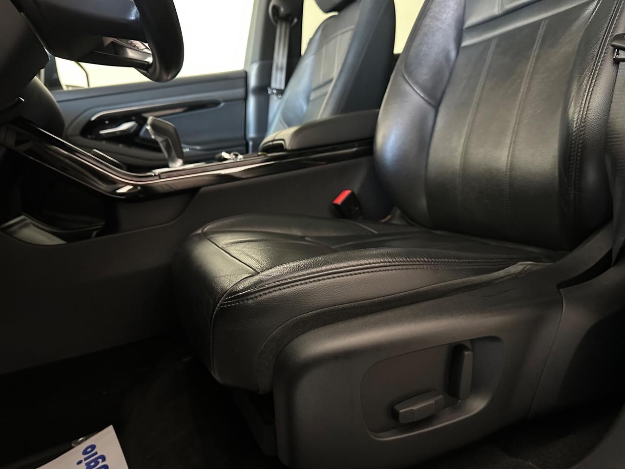 Land Rover Range Evoque 2.0D I4 180 CV AWD Auto R-Dynamic HSE