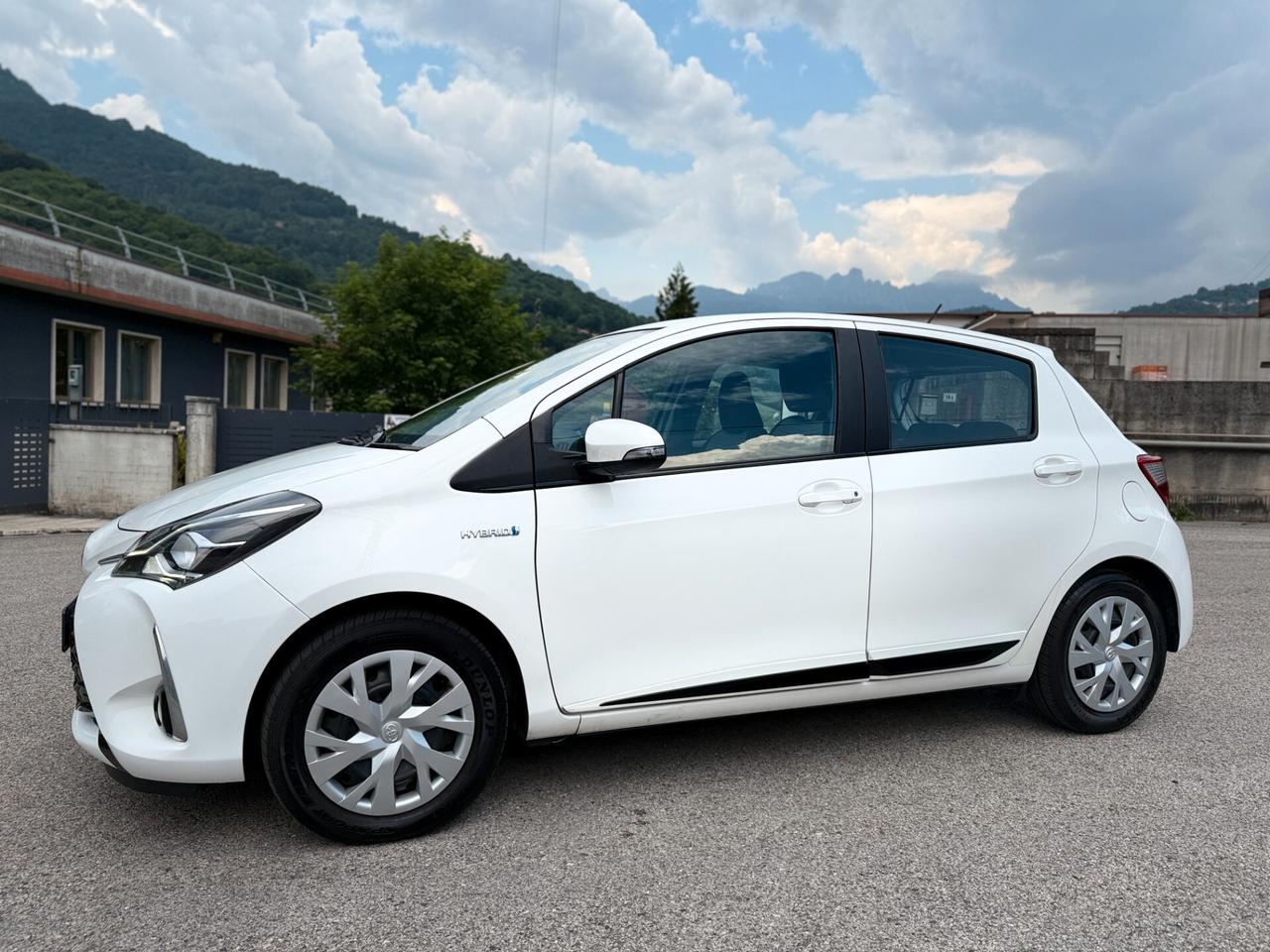 Toyota Yaris 1.5 Hybrid 5 porte Active 36.000km