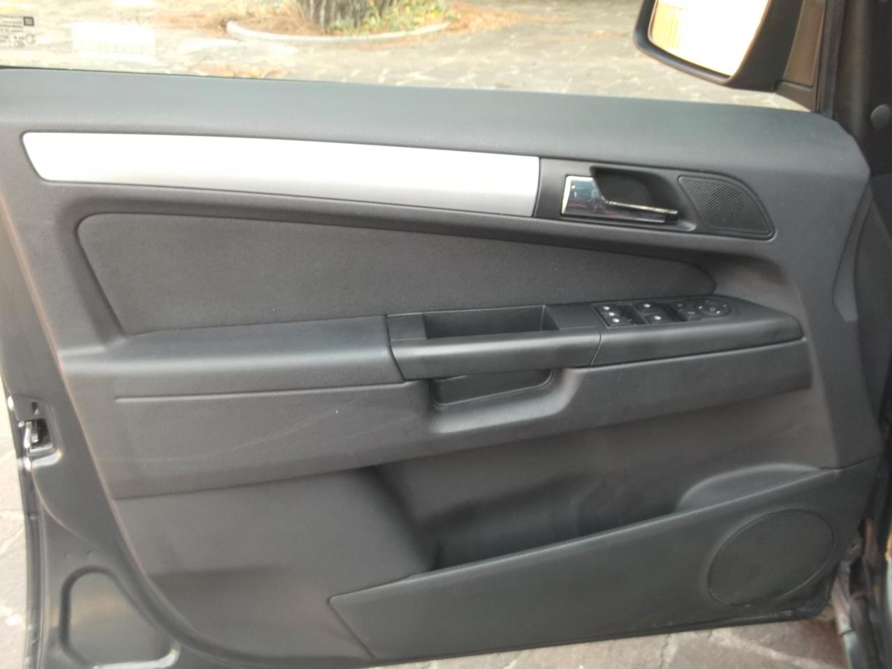 Zafira 1.6 Turbo Metano 7 Posti 2013
