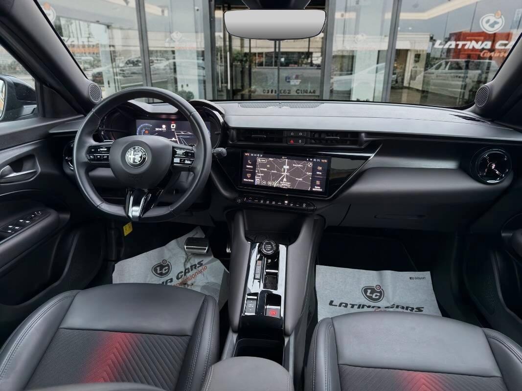 Alfa Romeo Junior 1.2 ibrida 145cv edct6 Con TELECAMERA & NAVIGATORE
