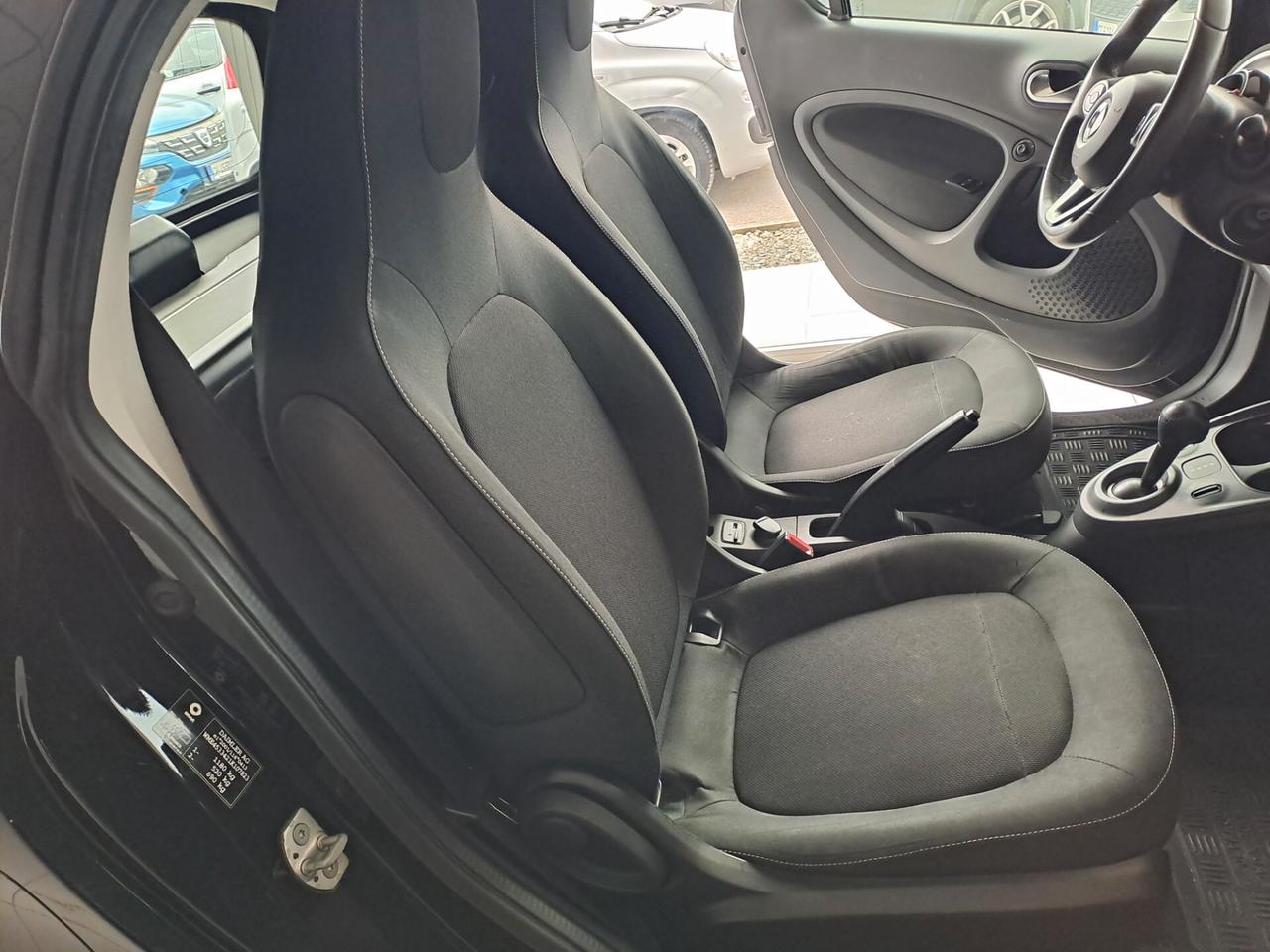 Smart ForTwo 70 1.0 twinamic Passion uni/prop 2016