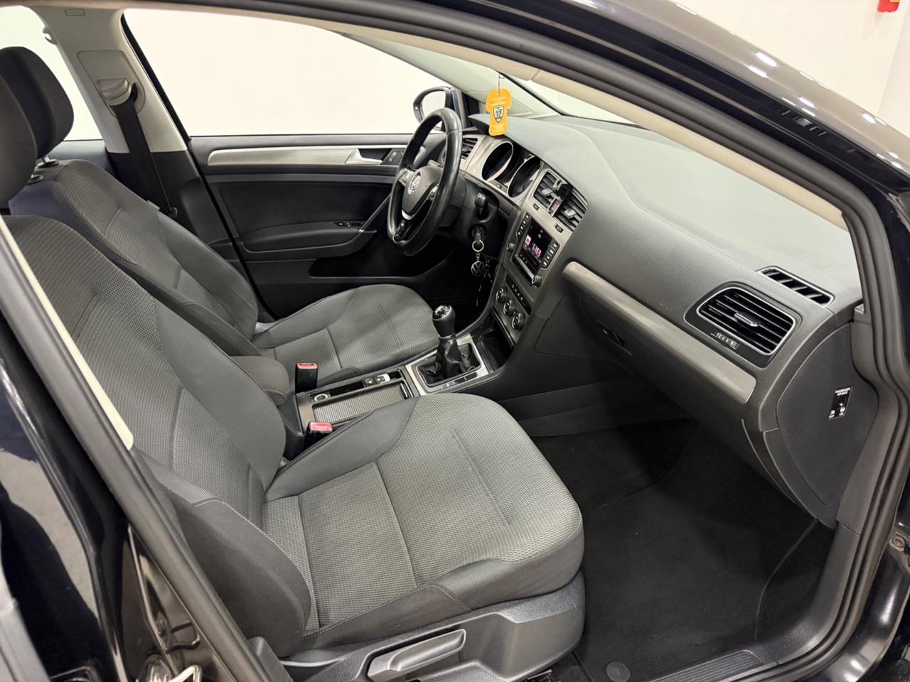 Volkswagen Golf 7 1.6 TDI 2016 full optional