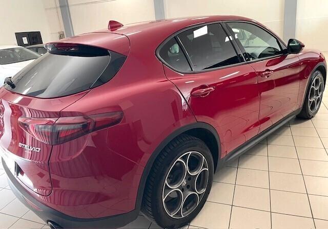 Alfa Romeo Stelvio 2.2 Turbodiesel 160 CV AT8 RWD Sprint ( N1 )