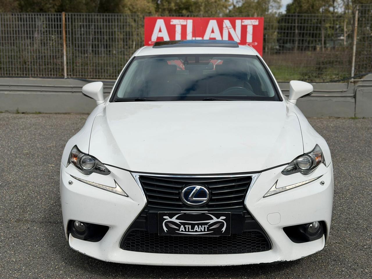 Lexus IS 300 Hybrid Luxury