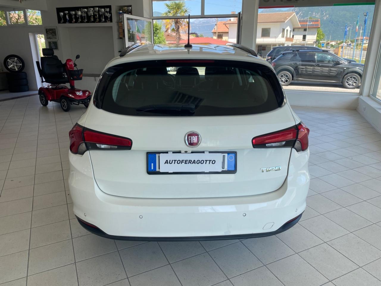 Fiat Tipo 1.6 Mjt S&S SW Lounge -2017
