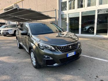 PEUGEOT 5008 BlueHDi 130 S&S Allure 7 P