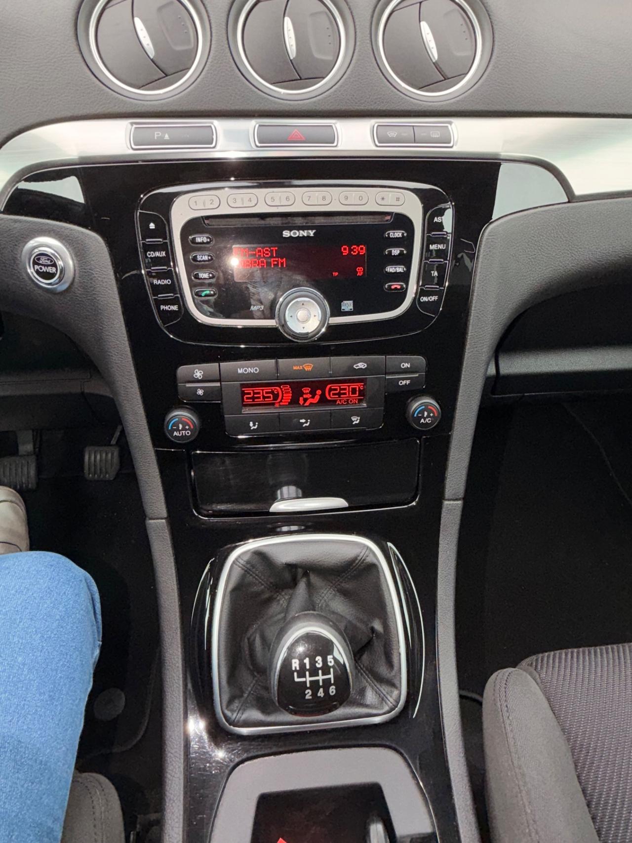 Ford S-Max 2.0 TDCI 140cv 7Posti 2013 pronto uso