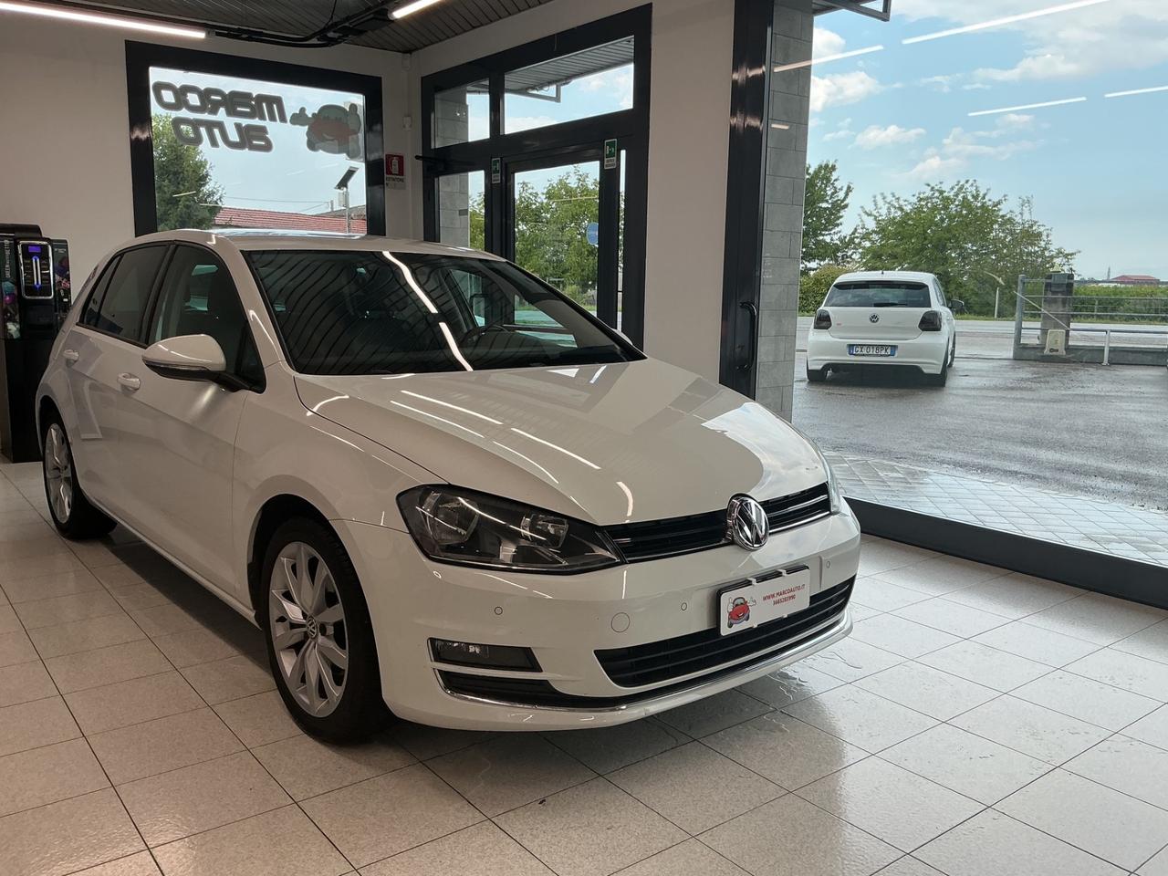 Volkswagen Golf 1.6 Diesel Automatica Neopatentati