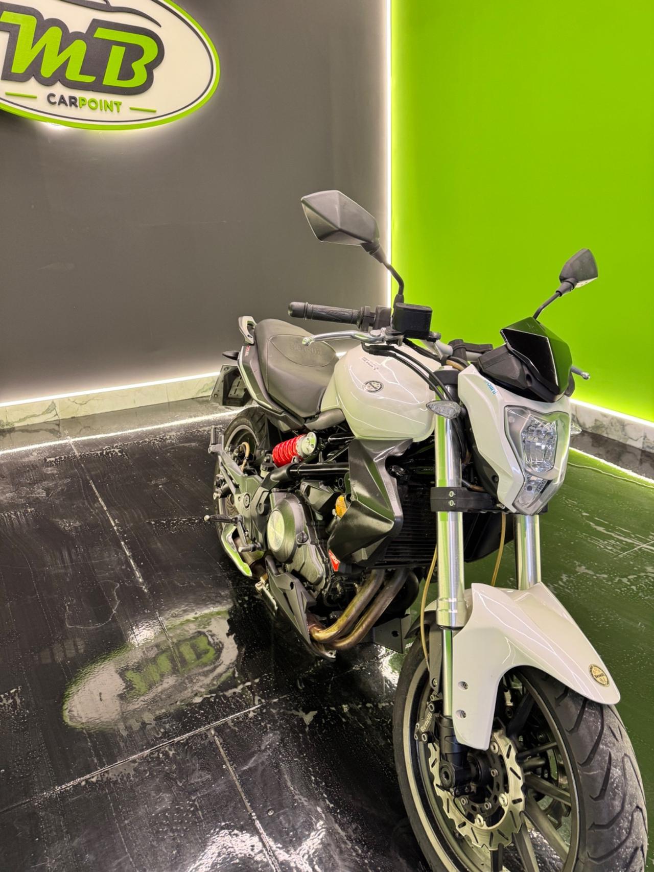 Benelli BN 302