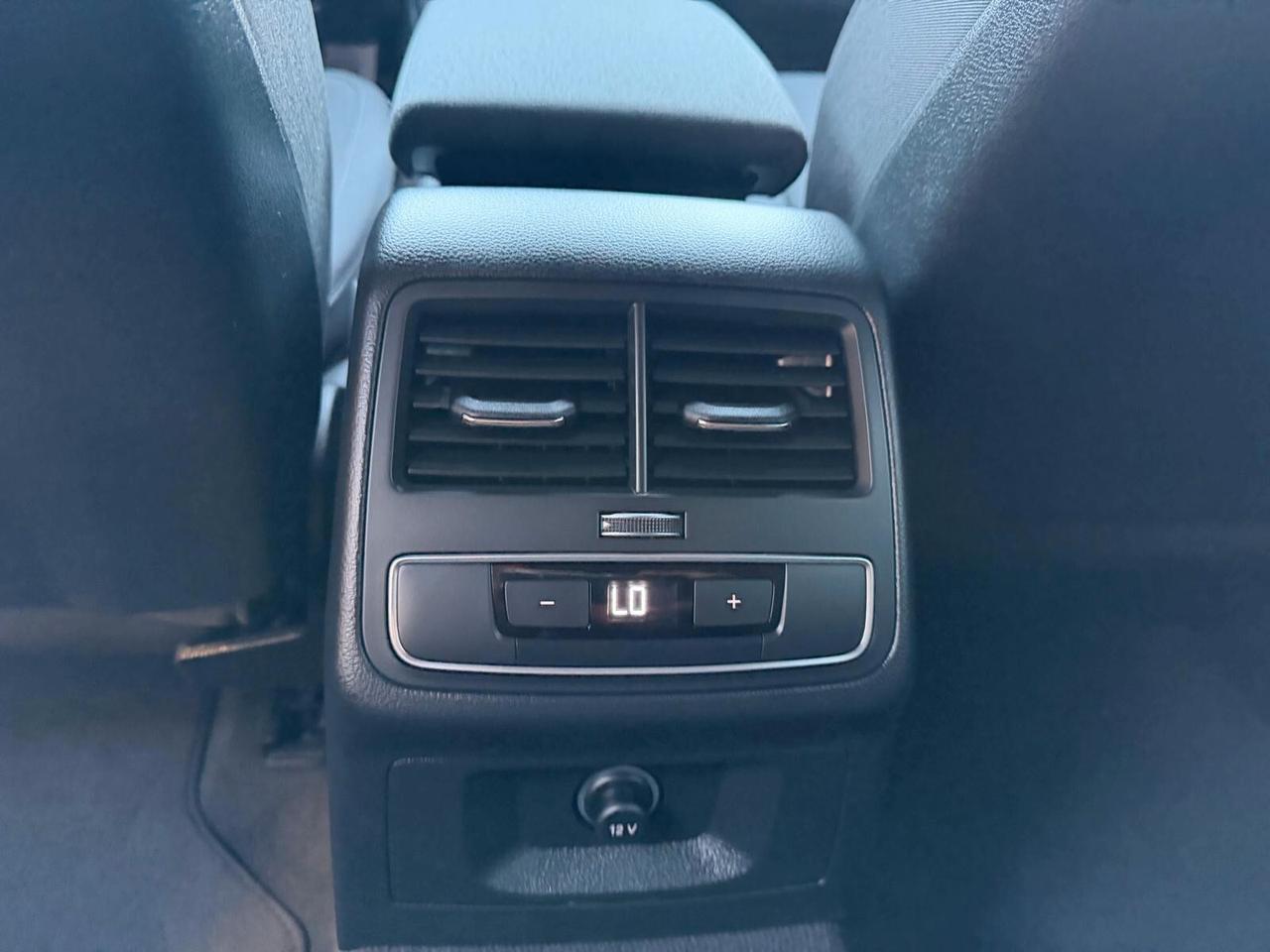 Audi A4 30 TDI/136 CV S tronic Advanced FARI MATRIX