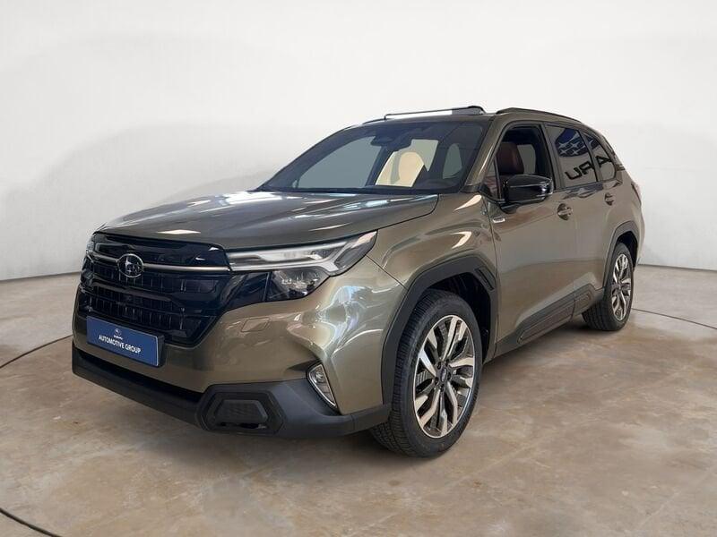 Subaru Forester 2.0 e-Boxer Premium auto