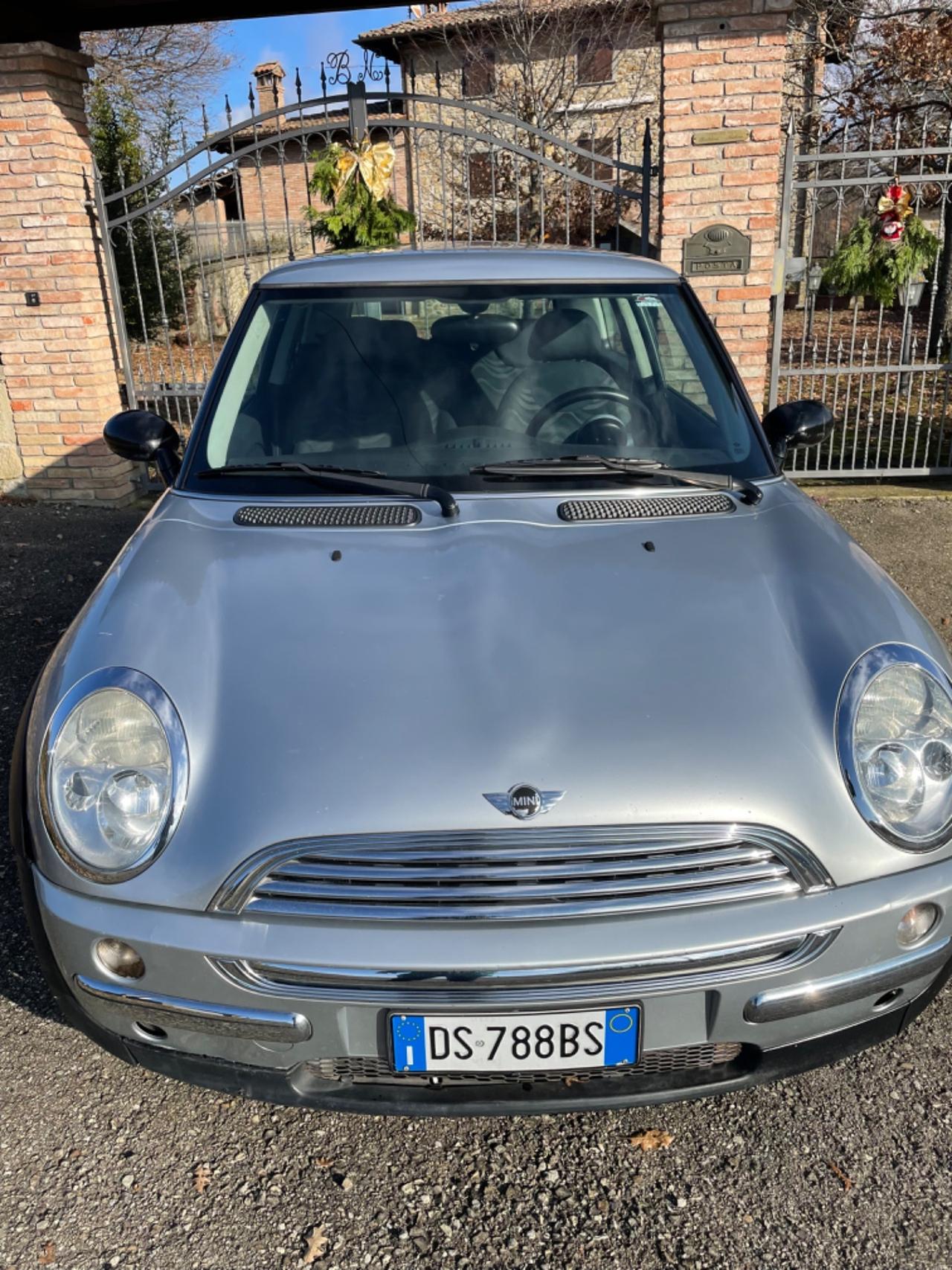 Mini 1.6 One benzina