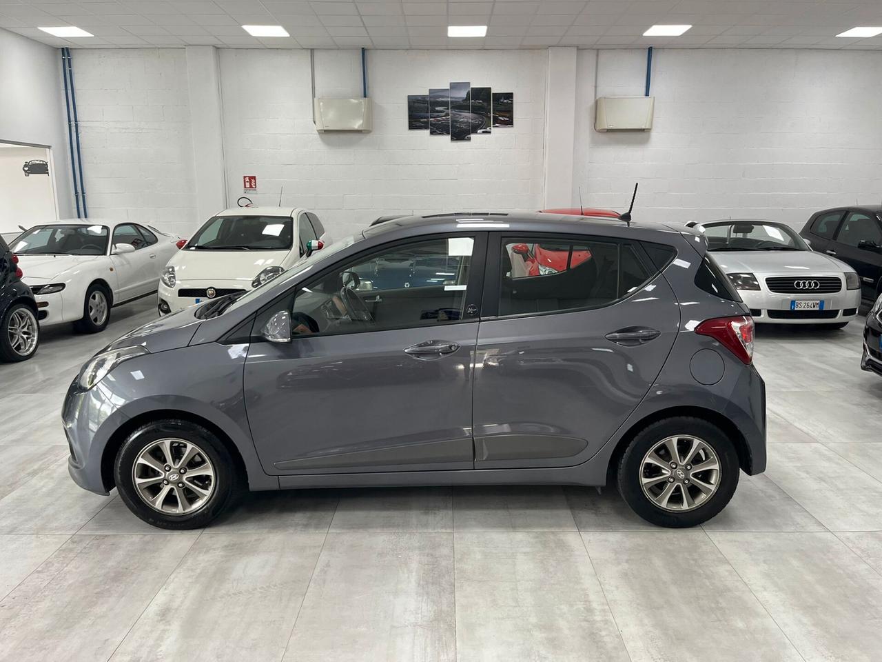 Hyundai i10 1.0 Sound Edition